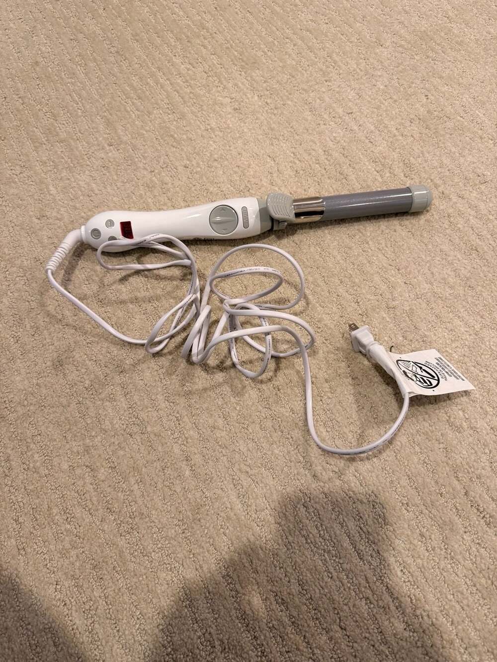 Beachwaver S1 Rotating Curling Iron 1 Inch Barrel White